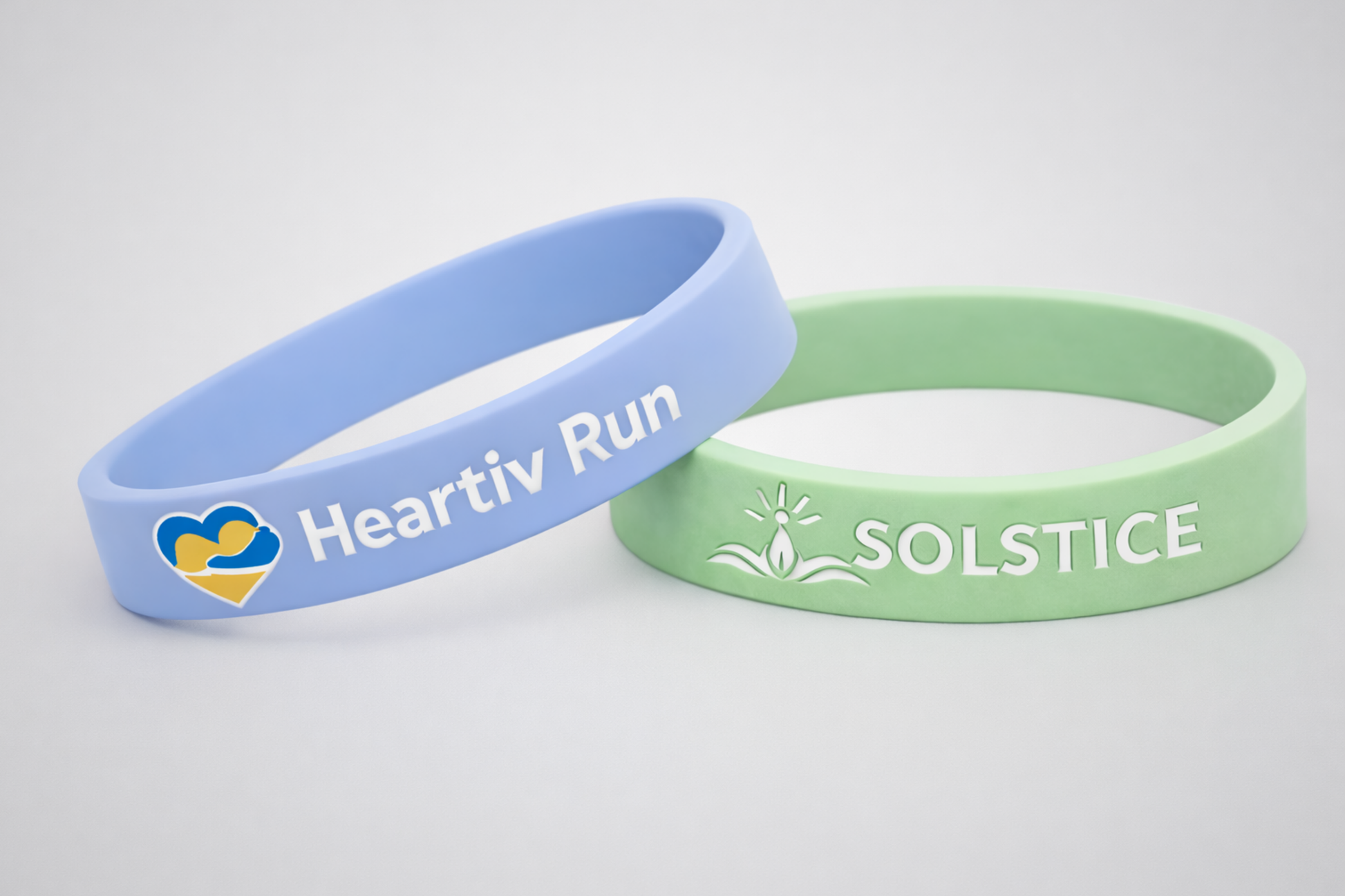 Skræddersyede silikonearmbånd med tryk eller prægning fra JM Band®
